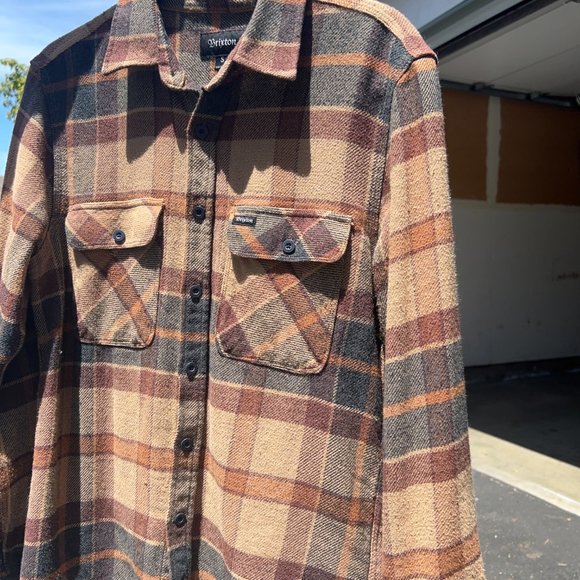 Brixton Men Plaid Flannel Button Up (S) - Picture 2 of 3